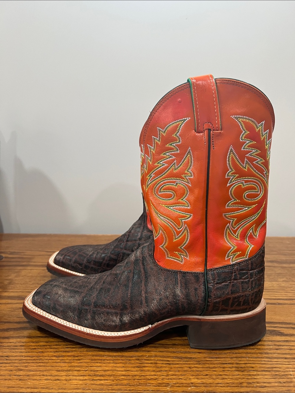 Justin boots 3504 western. Size 11 1/2 D. NOTE in details. - Picture 3 of 9